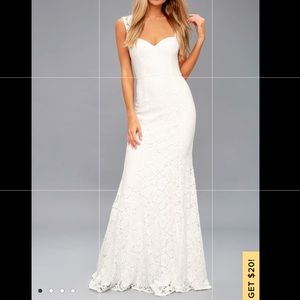NWT LULU’S Rosetta White Lace Maxi Dress